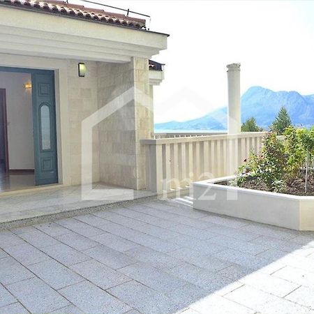 Luxury Residence Omiš Екстериор снимка