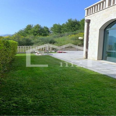 Luxury Residence Omiš Екстериор снимка