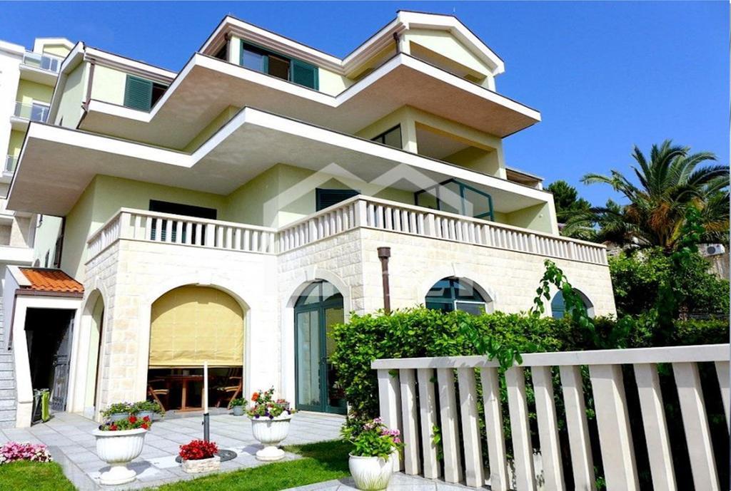 Luxury Residence Omiš Екстериор снимка
