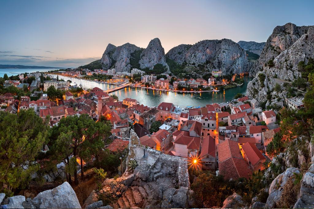 Luxury Residence Omiš Екстериор снимка